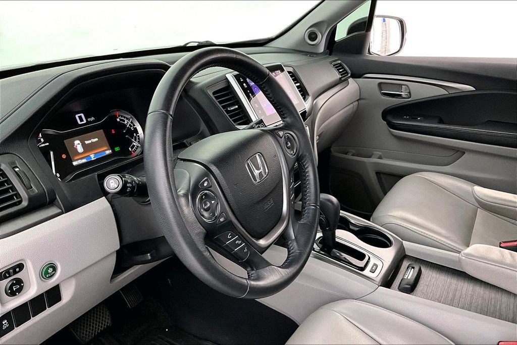 Used 2017 Honda Pilot EX-L image 16