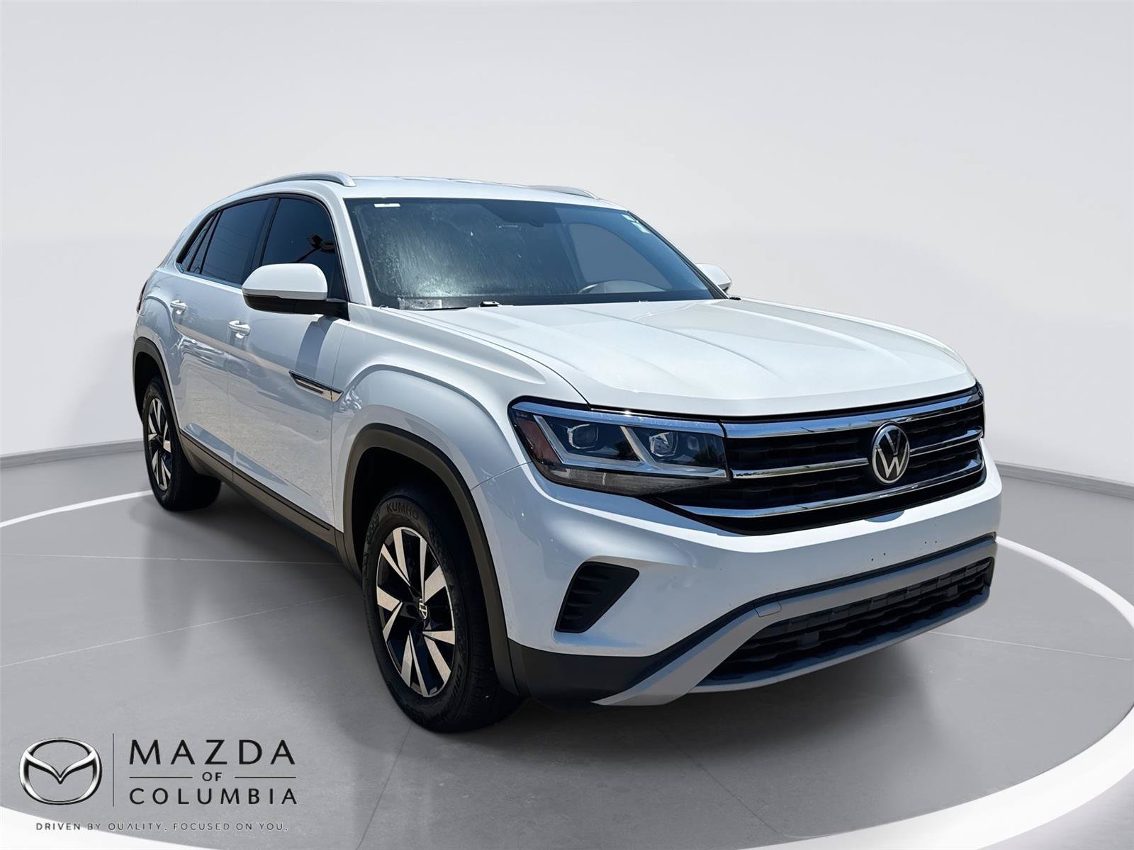 Used 2020 Volkswagen Atlas Cross Sport SE AWD/4WD image 1