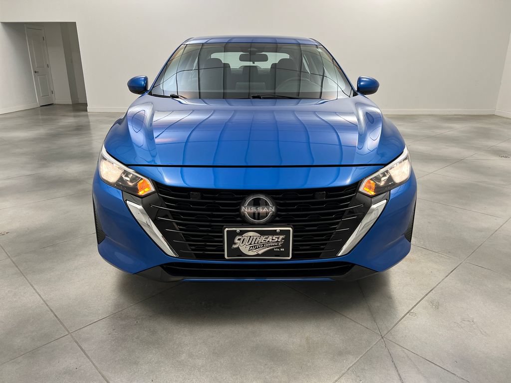Used 2025 Nissan Sentra SV FWD image 3