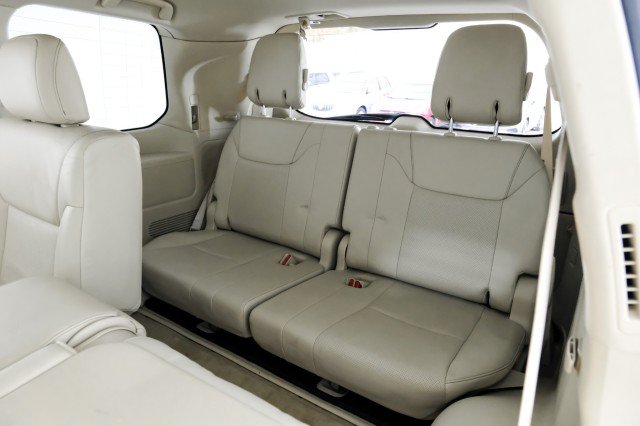 Used 2014 Lexus LX 570 4WD image 51