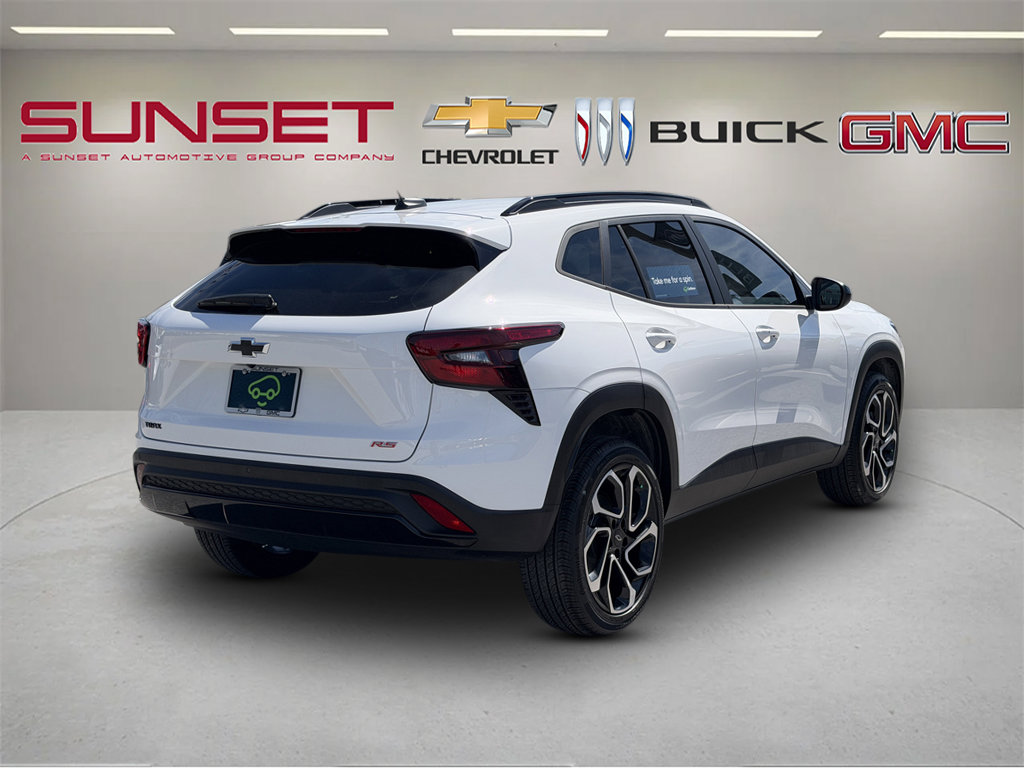 Used 2025 Chevrolet Trax RS w/ Driver Confidence Package FWD image 7