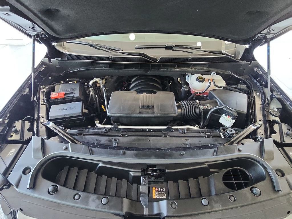 Certified 2025 GMC Yukon XL AT4 w/ AT4 Premium Plus Package image 30