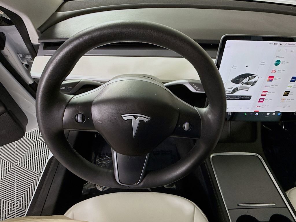 Used 2021 Tesla Model 3 Standard Range Plus image 20