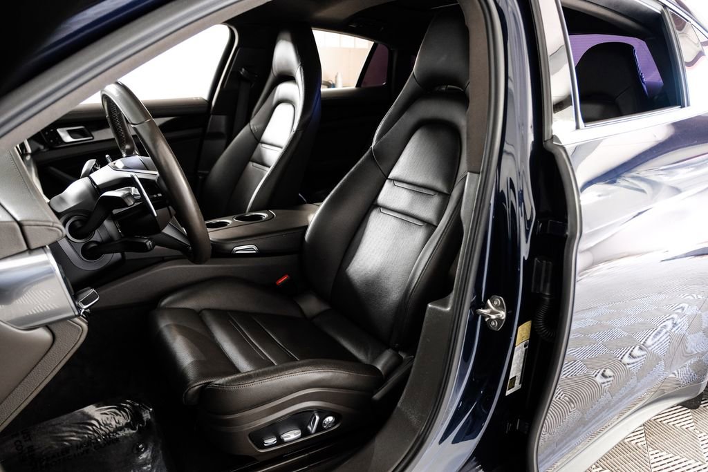 Used 2021 Porsche Panamera image 35