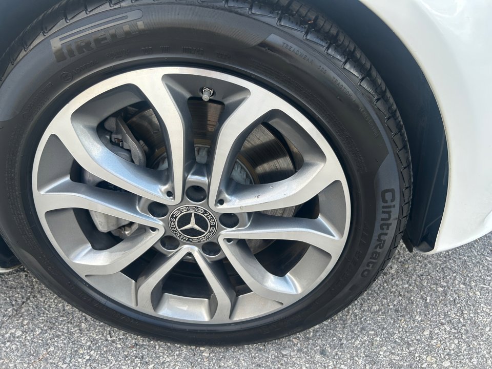 Used 2018 Mercedes-Benz C 300 image 24