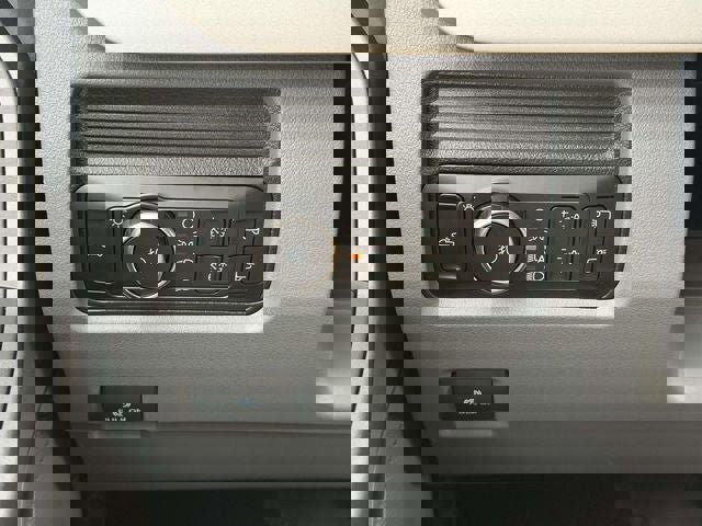 New 2026 Ford F250 XLT w/ FX4 Off-Road Package image 17