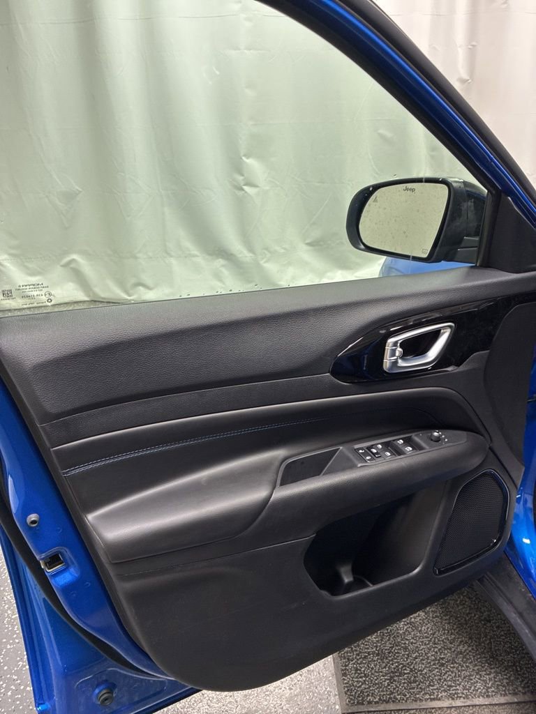 New 2026 Jeep Compass Latitude image 11