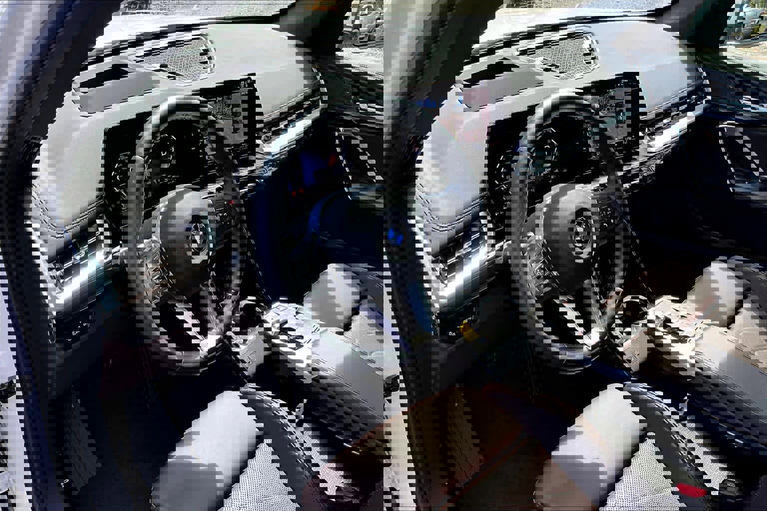 Certified 2025 BMW X1 xDrive28i image 18