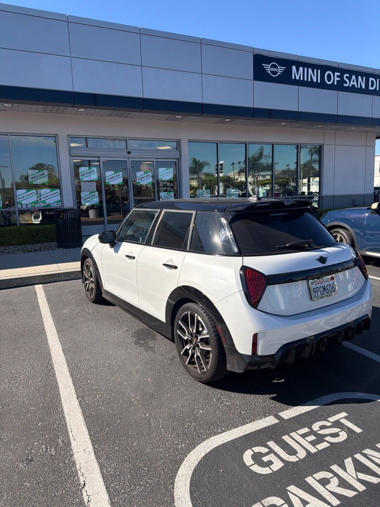 Used 2025 MINI Cooper S FWD image 3