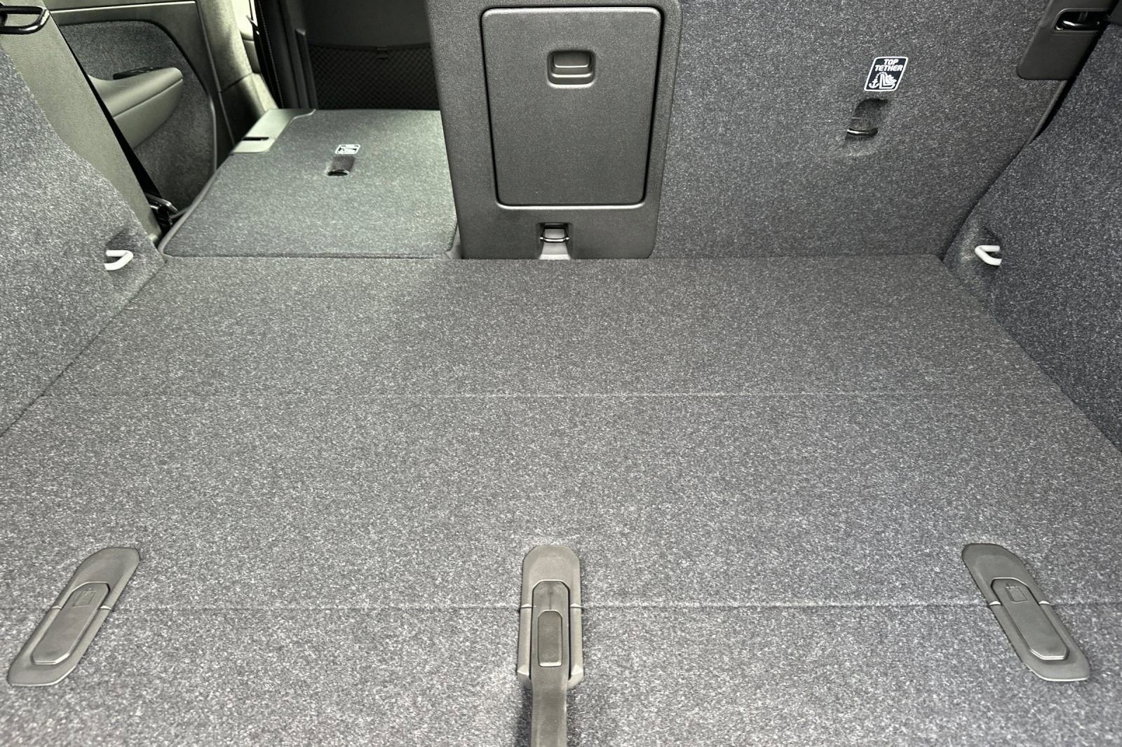 New 2026 Volvo XC40 B5 Ultra w/ Climate Package image 17