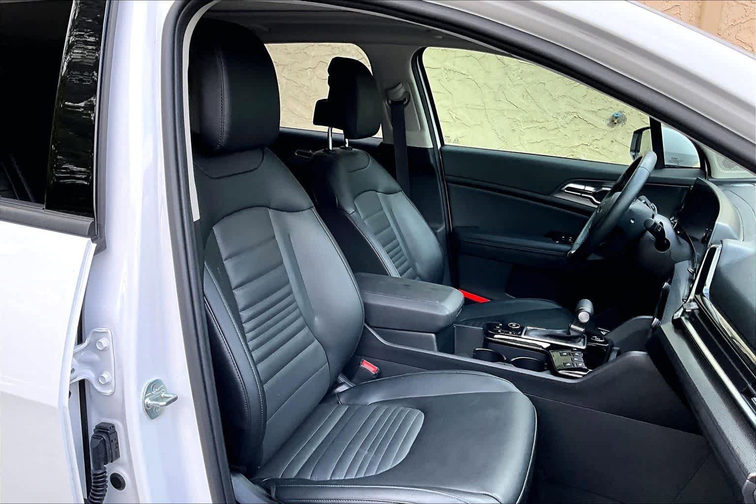 Used 2024 Kia Sportage SX FWD image 9