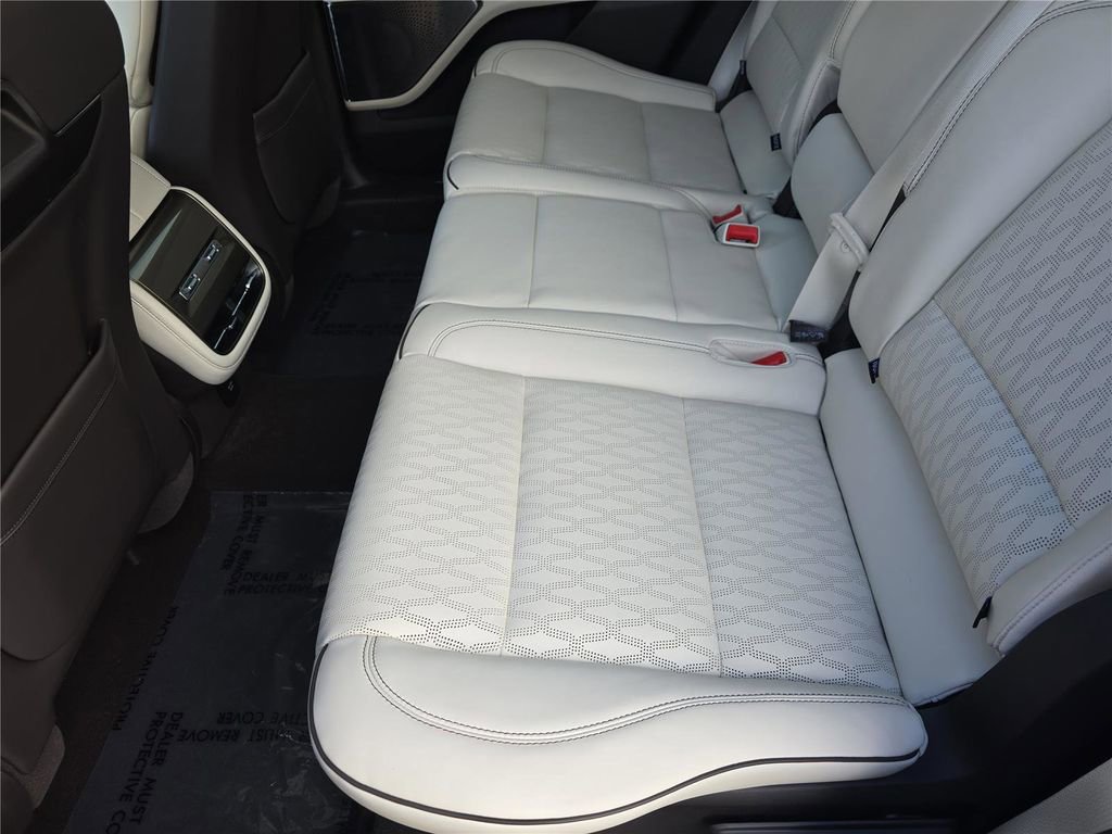 New 2024 Lincoln Nautilus Black Label image 14