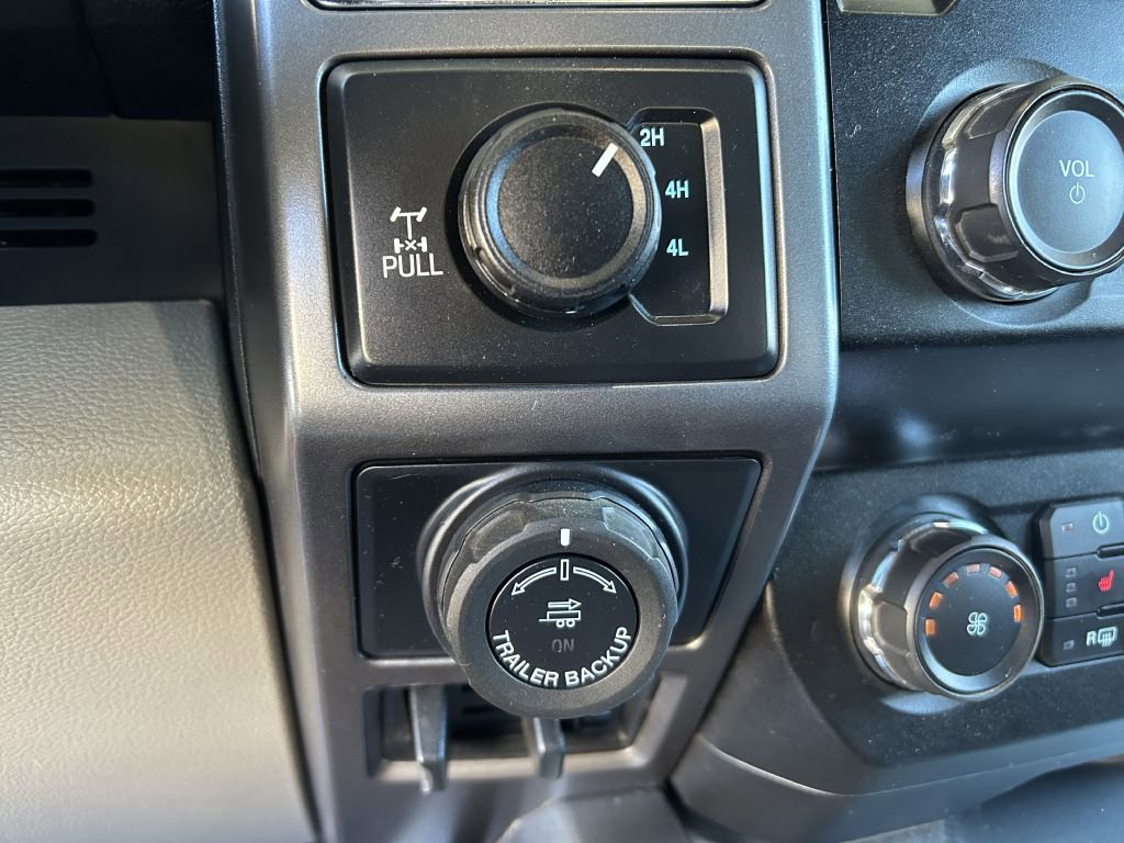 Used 2020 Ford F150 XLT w/ Equipment Group 302A Luxury AWD/4WD image 7
