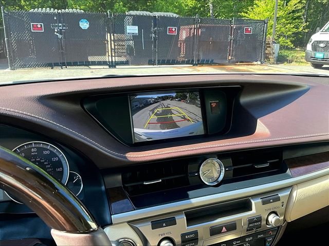 Used 2017 Lexus ES 350 w/ Luxury Package FWD image 27