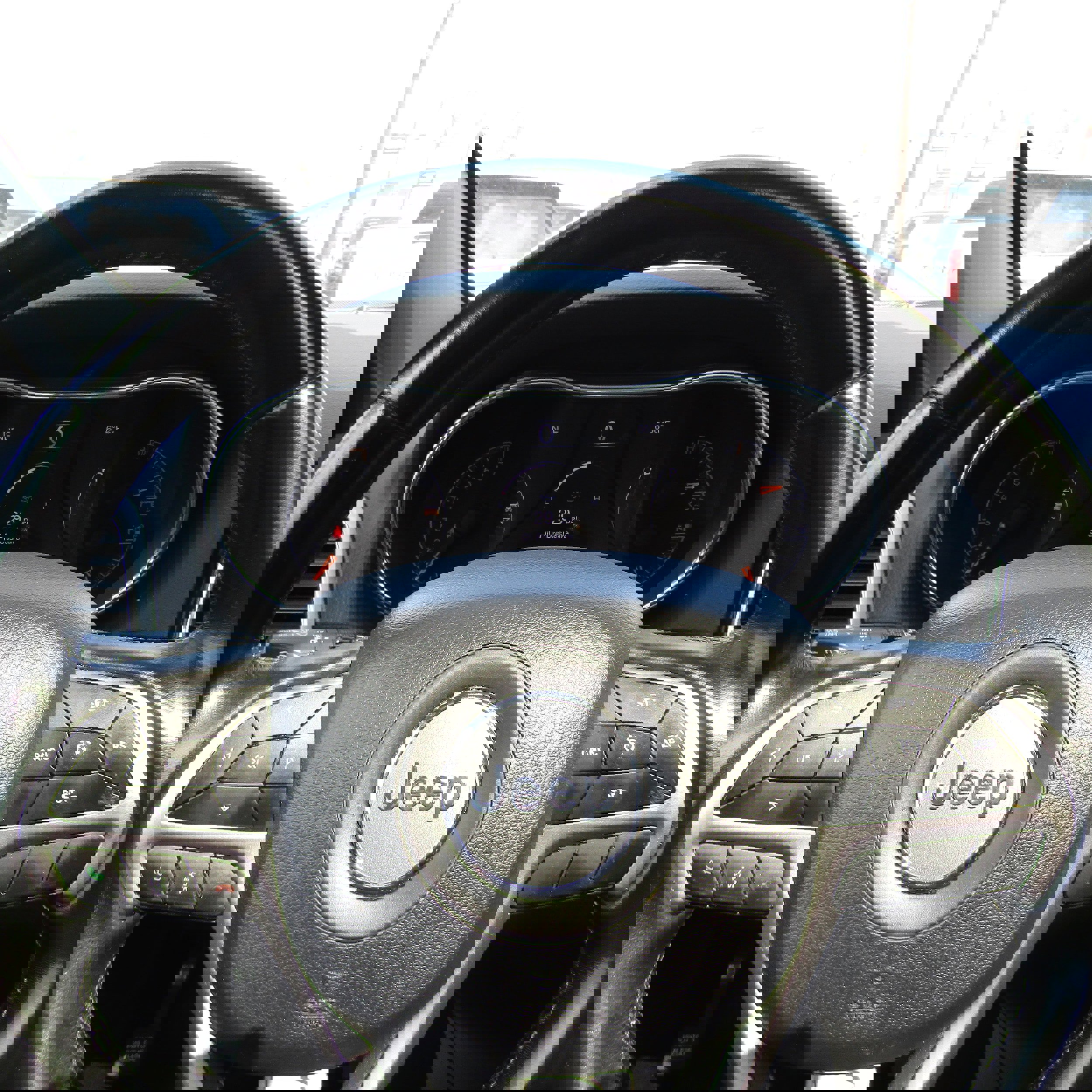 Used 2020 Jeep Grand Cherokee Limited image 22