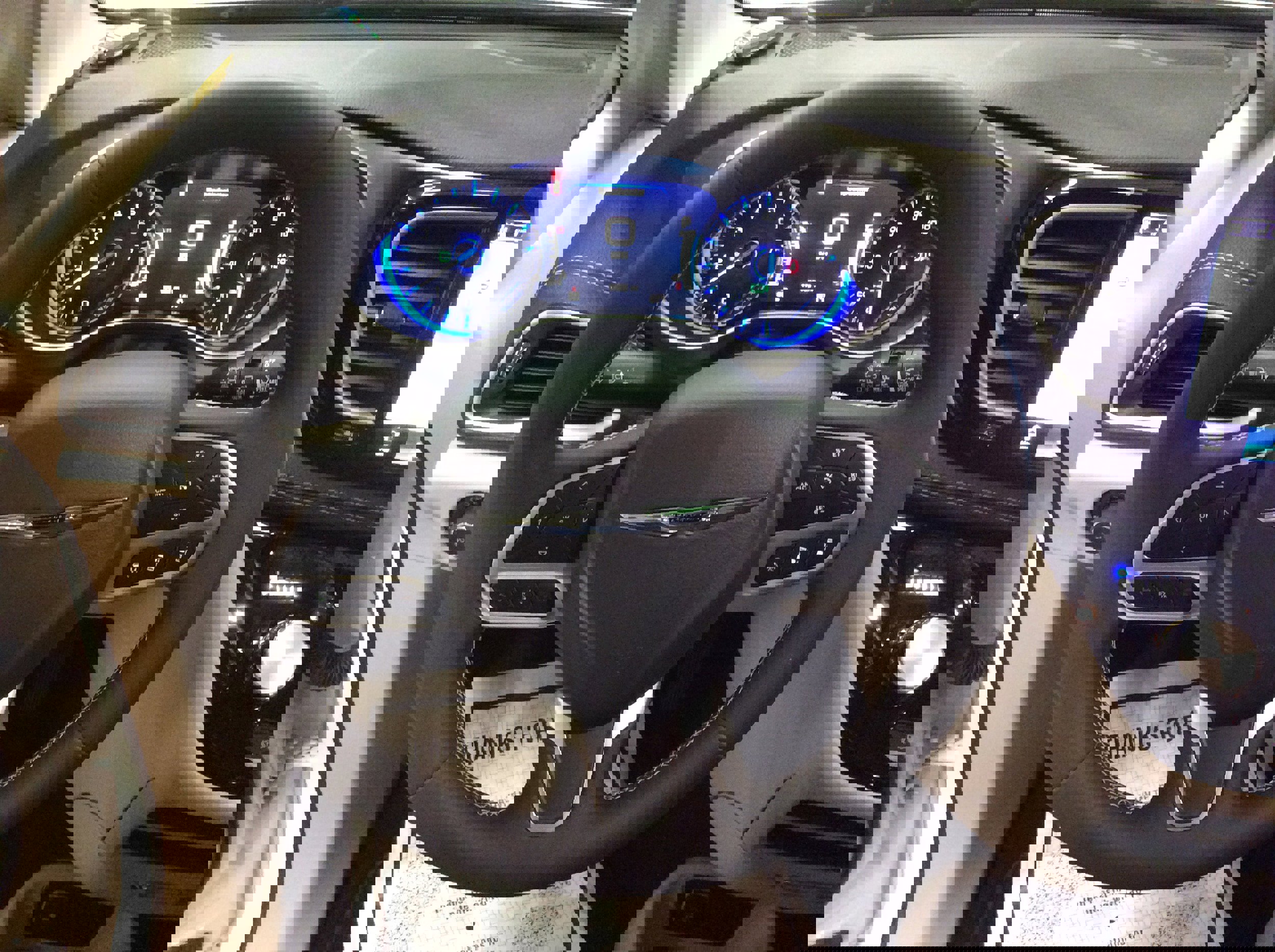 Used 2024 Chrysler Pacifica Touring-L image 22