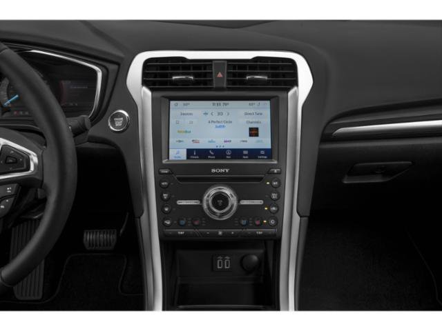 Used 2020 Ford Fusion Titanium AWD/4WD image 16
