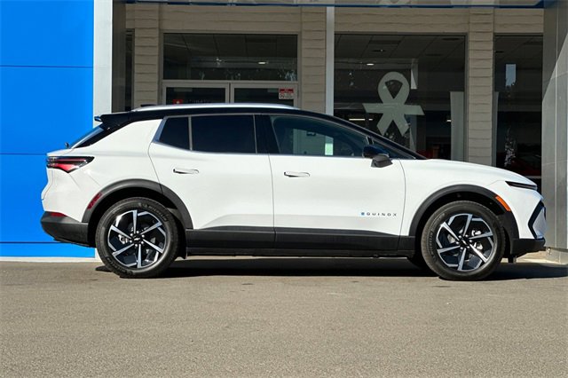 New 2026 Chevrolet Equinox EV LT image 4