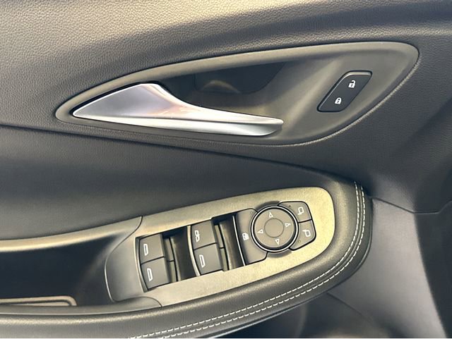 New 2026 Buick Encore GX Preferred w/ Comfort Package AWD/4WD image 19