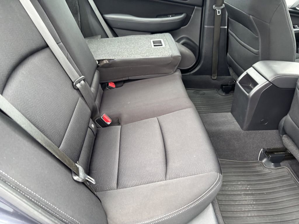 Used 2015 Subaru Legacy 2.5i AWD/4WD image 31