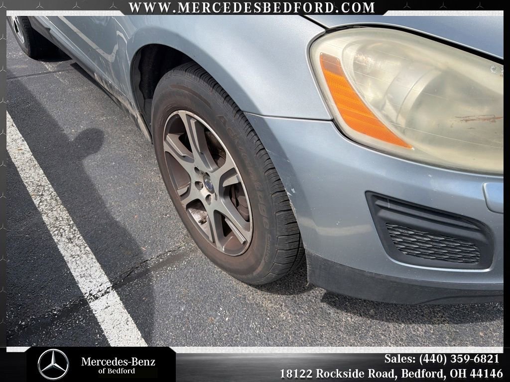 Used 2011 Volvo XC60 T6 AWD/4WD image 8