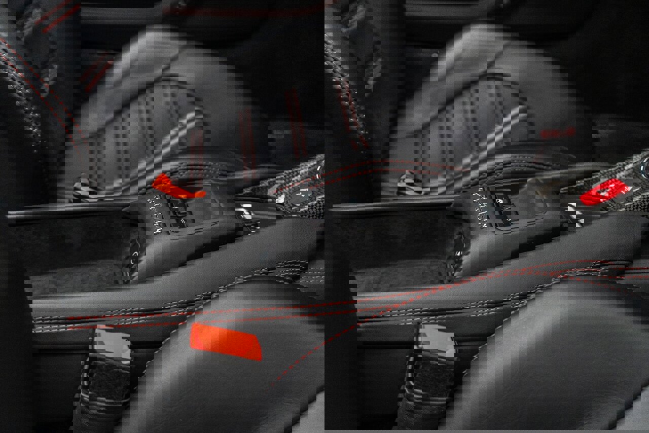 Used 2022 Ferrari F8 Tributo image 61