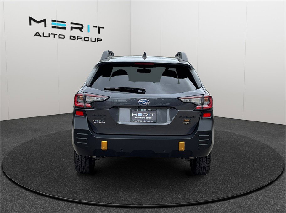 Used 2025 Subaru Outback Wilderness AWD/4WD image 8