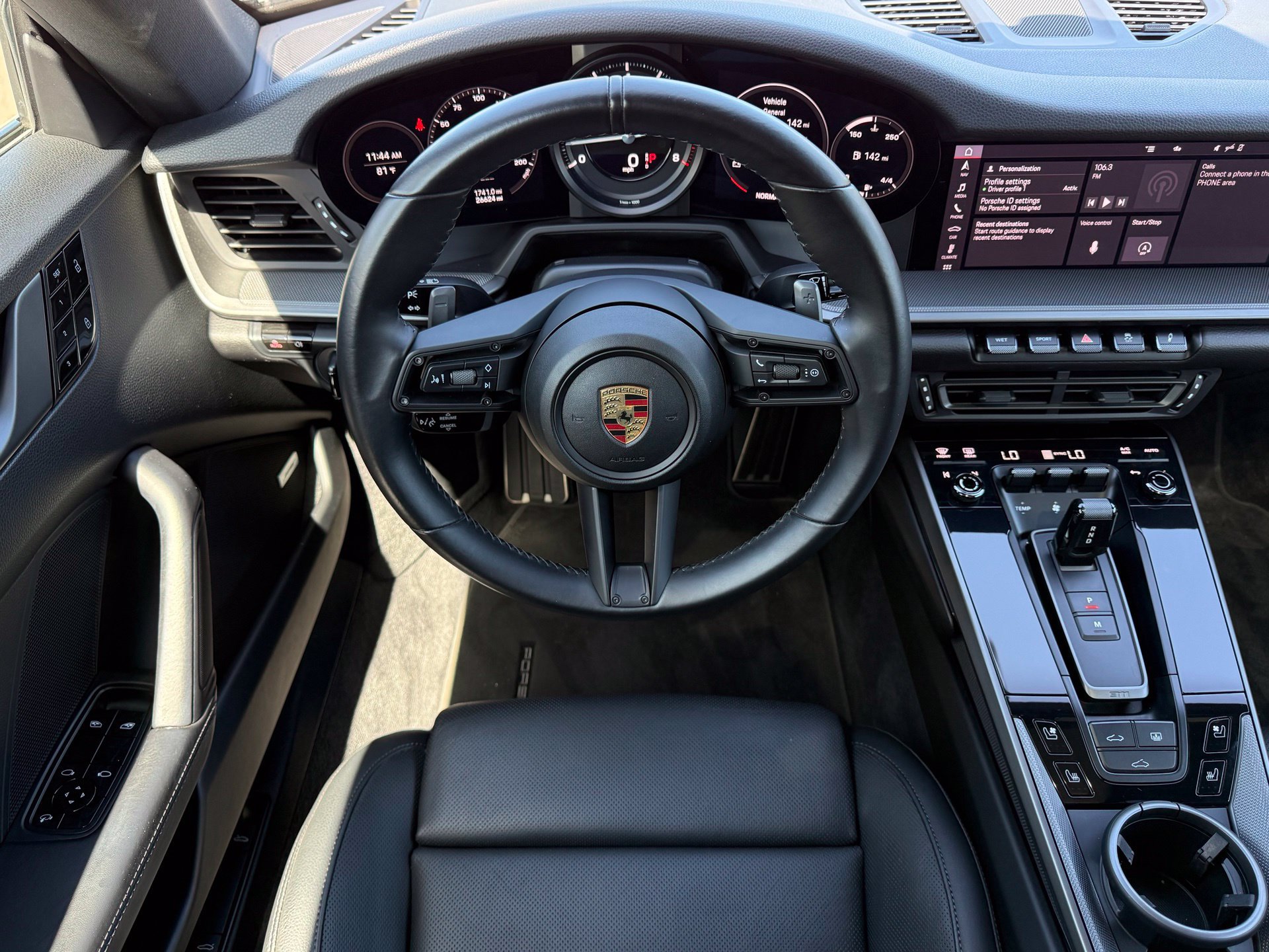 Certified 2021 Porsche 911 Carrera 4 AWD/4WD image 16