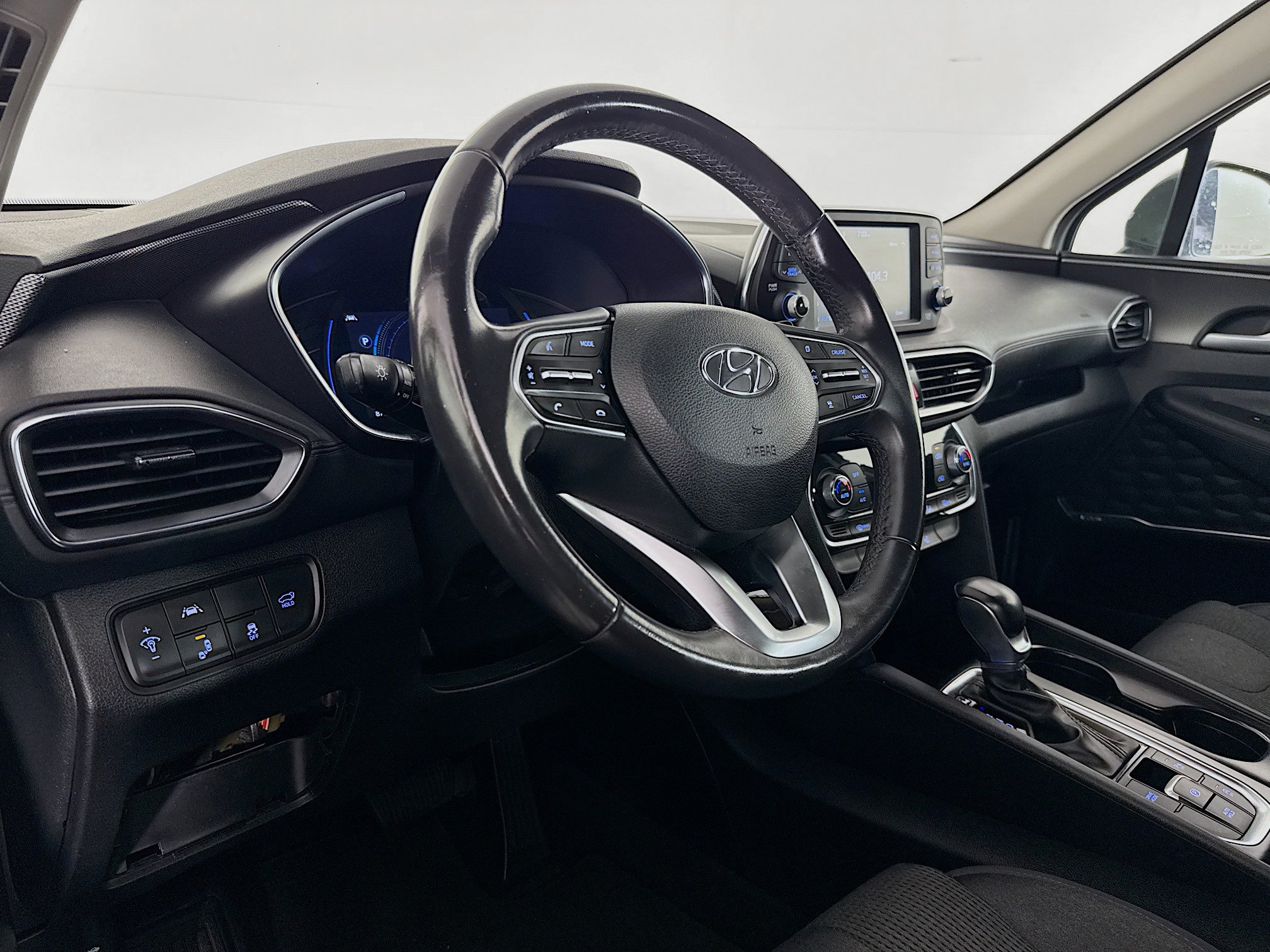 Used 2019 Hyundai Santa Fe SEL w/ Cargo Package FWD image 21