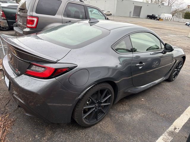 Used 2024 Toyota GR86 Premium RWD image 5