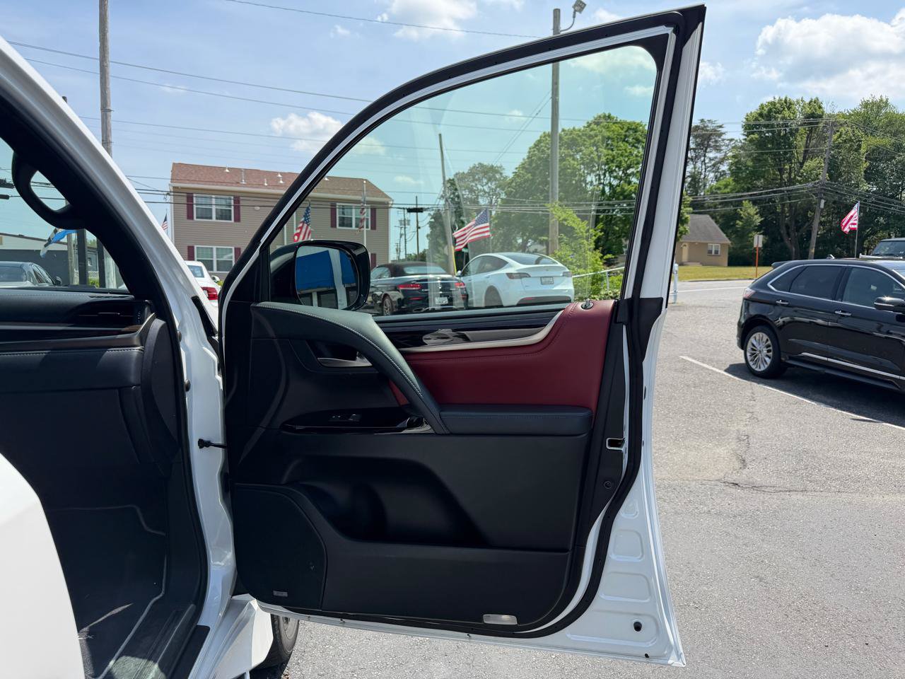 Used 2021 Lexus LX 570 4WD w/ Inspiration Series #2 image 23