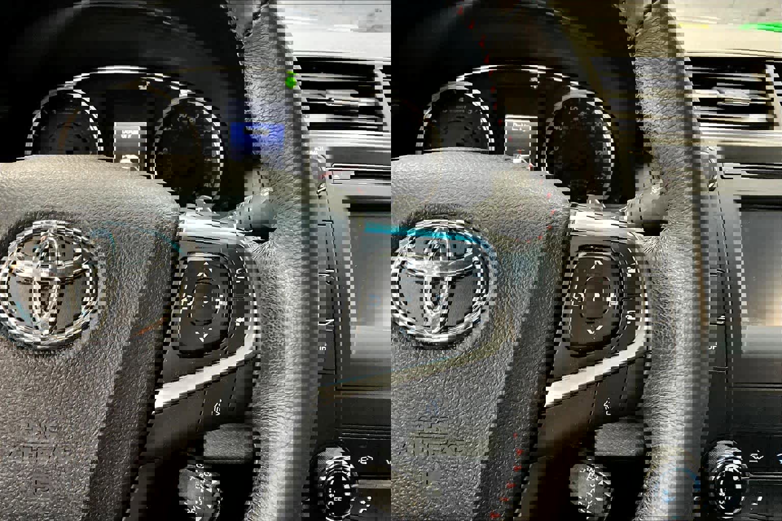 Used 2017 Toyota Camry SE w/ Protection Package (Q2) image 24