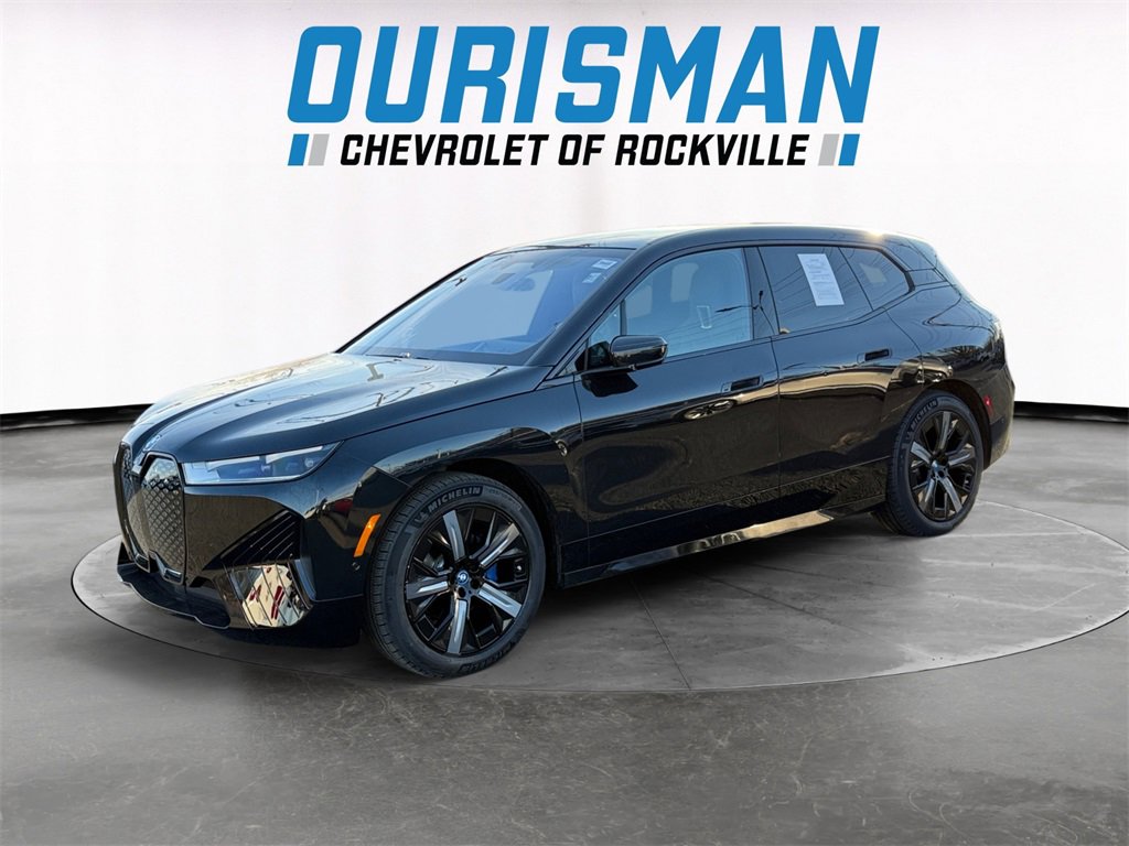 Used 2023 BMW iX xDrive50 w/ Ultimate Package 2 image 2