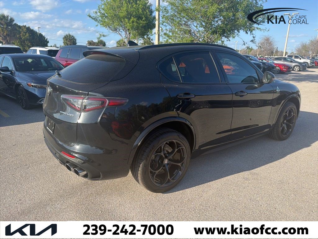 Used 2024 Alfa Romeo Stelvio Quadrifoglio w/ Active Assist Plus Package image 6