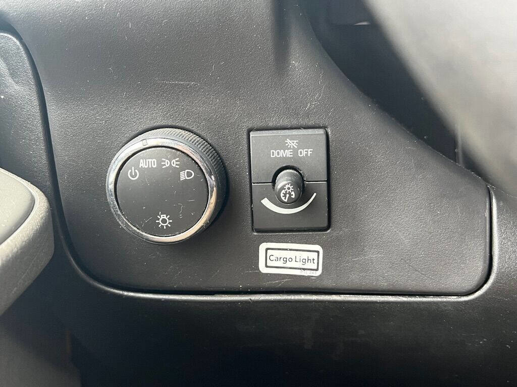 Used 2016 GMC Savana 3500 Extended image 23