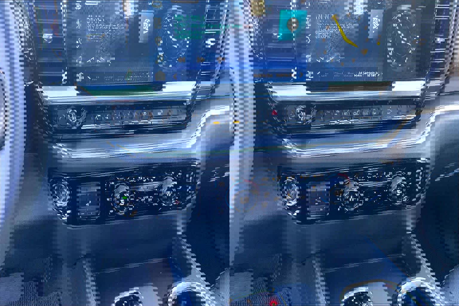 Used 2024 Chevrolet Silverado 1500 High Country w/ Midnight Edition image 35