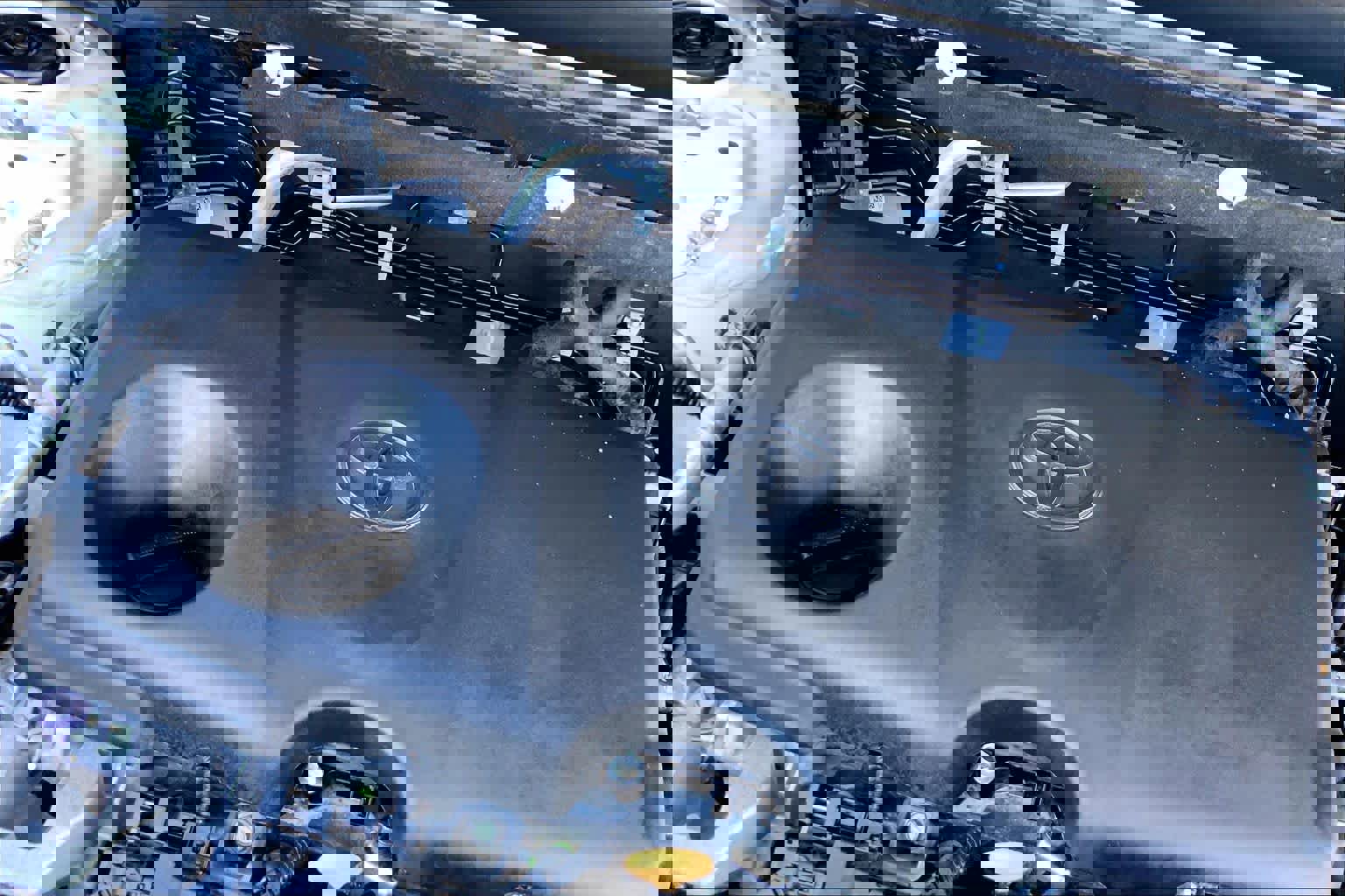 Used 2023 Toyota RAV4 LE image 32