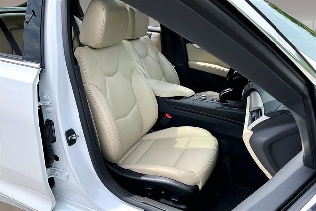 Used 2023 Cadillac CT5 Luxury w/ Sun And Sound Package RWD image 27