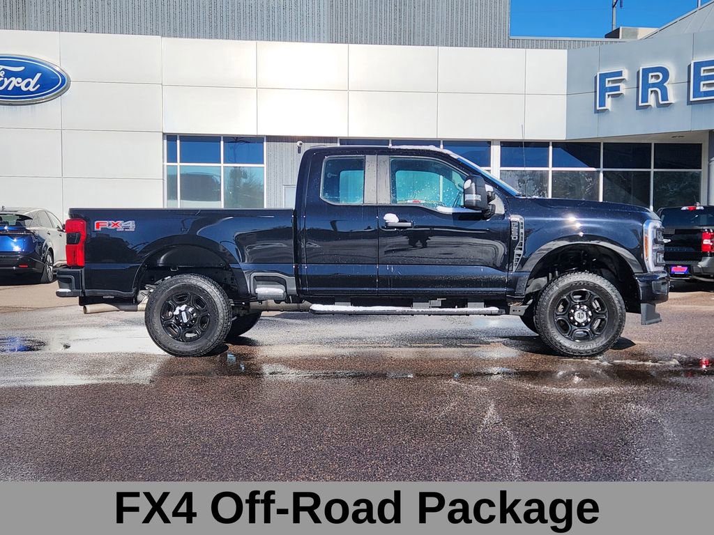 Used 2024 Ford F250 XL w/ STX Appearance Package image 3