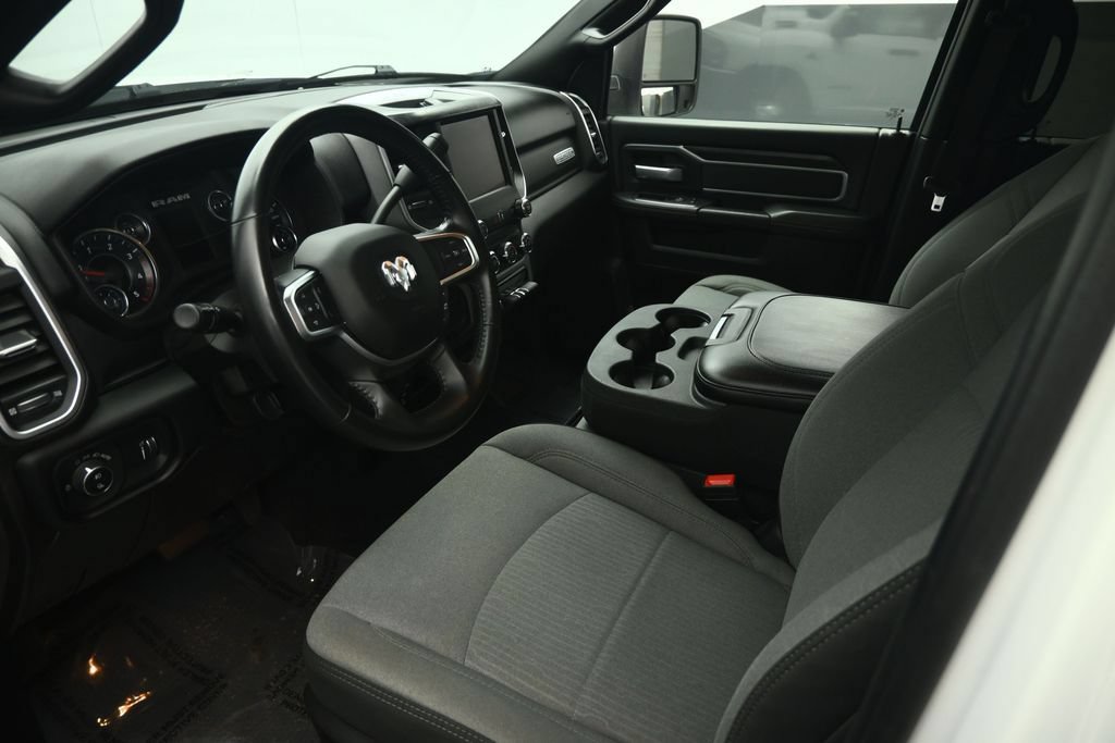 Used 2024 RAM 3500 Big Horn AWD/4WD image 45