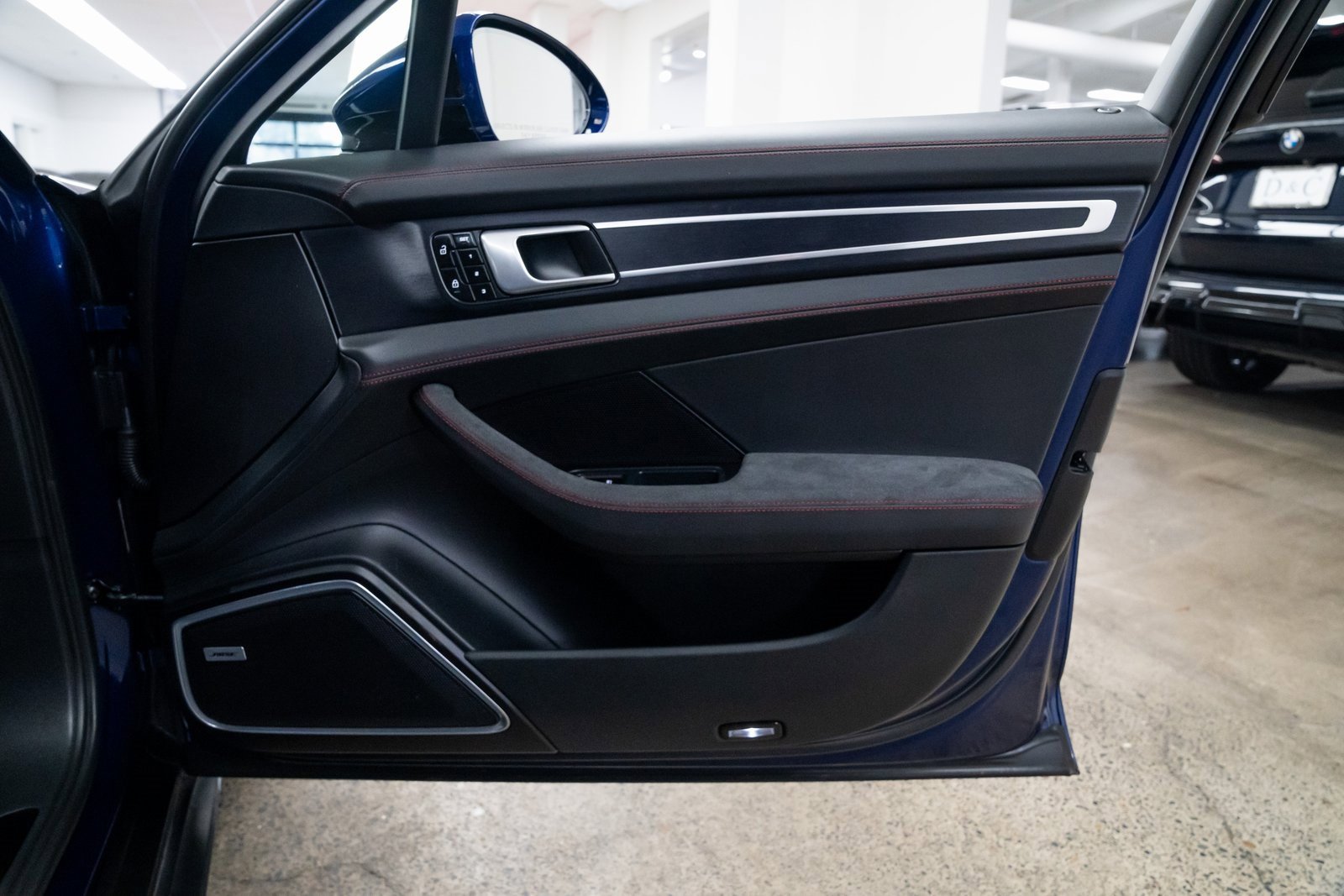 Used 2021 Porsche Panamera GTS image 24