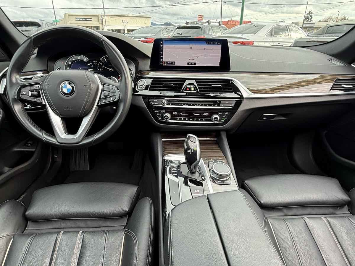 Used 2019 BMW 530i w/ Convenience Package image 15