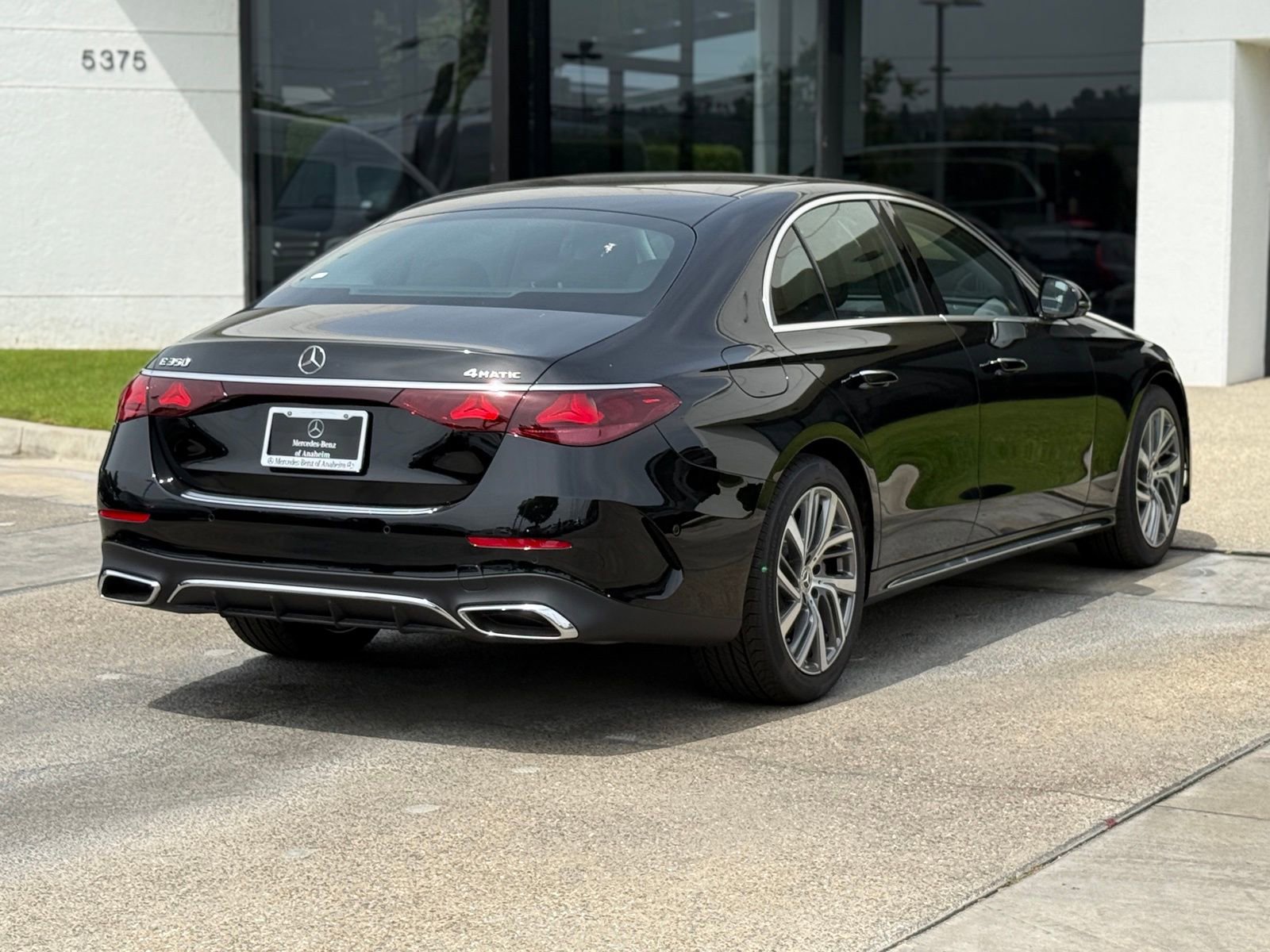 New 2026 Mercedes-Benz E 350 4MATIC Sedan image 19