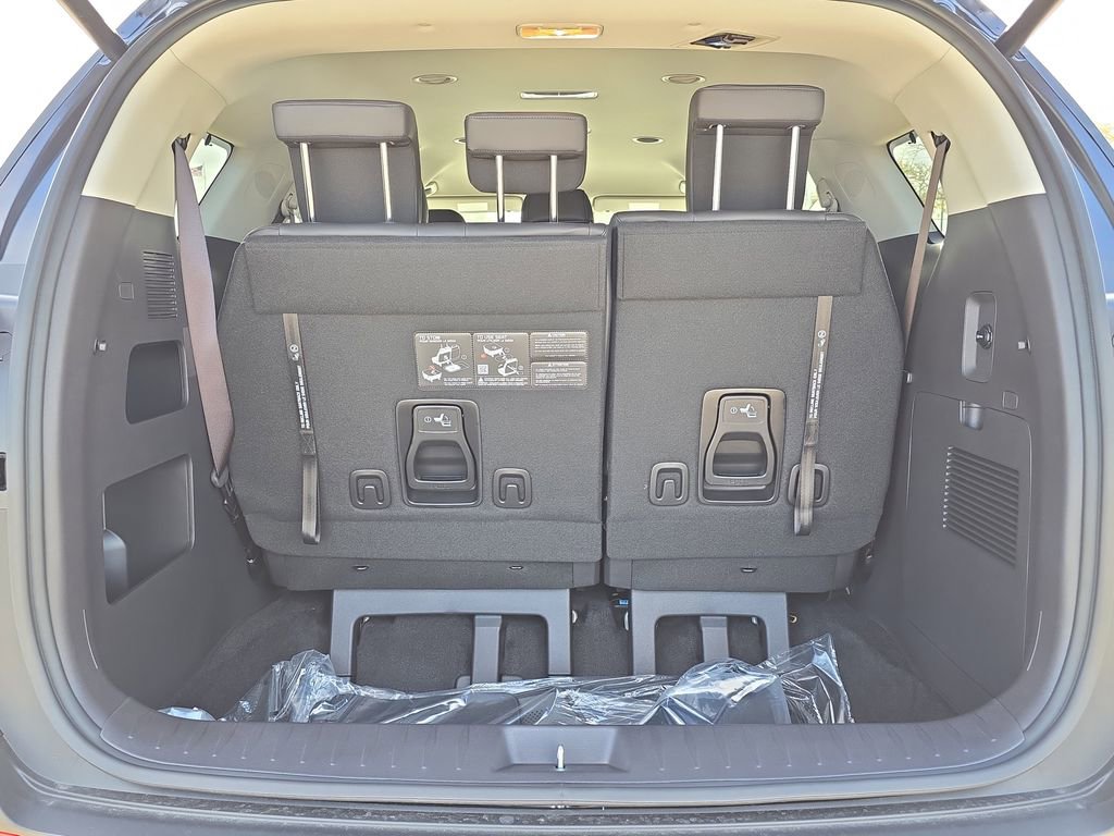New 2026 Kia Carnival EX image 10