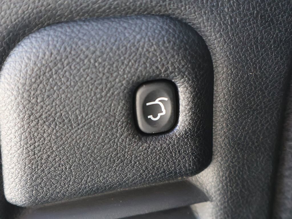 Used 2023 Dodge Durango R/T RWD image 21