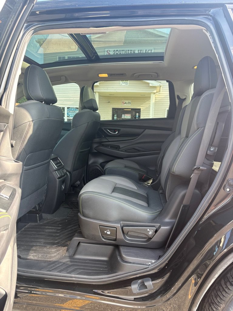 Used 2024 Subaru Ascent Onyx Edition AWD/4WD image 10