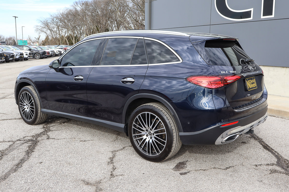 Used 2023 Mercedes-Benz GLC 300 GLC 300 image 6