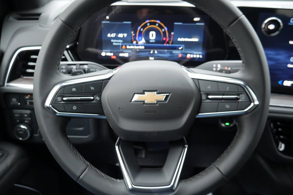 New 2026 Chevrolet Suburban LS image 12