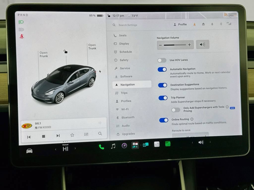 Used 2018 Tesla Model 3 Mid Range RWD image 48