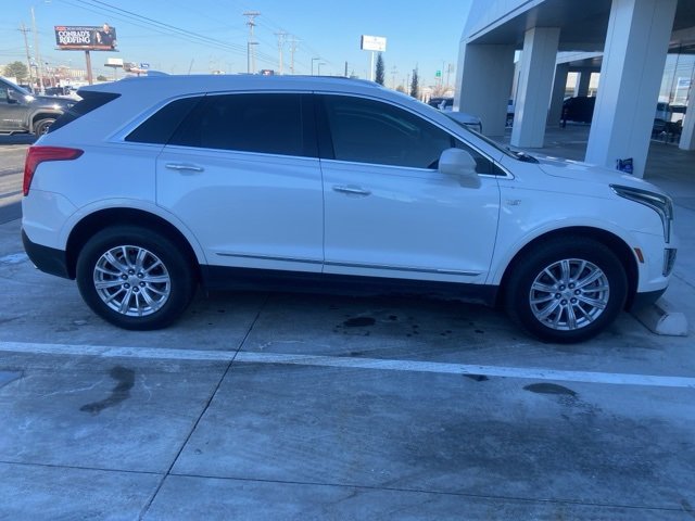 Used 2017 Cadillac XT5 FWD image 8